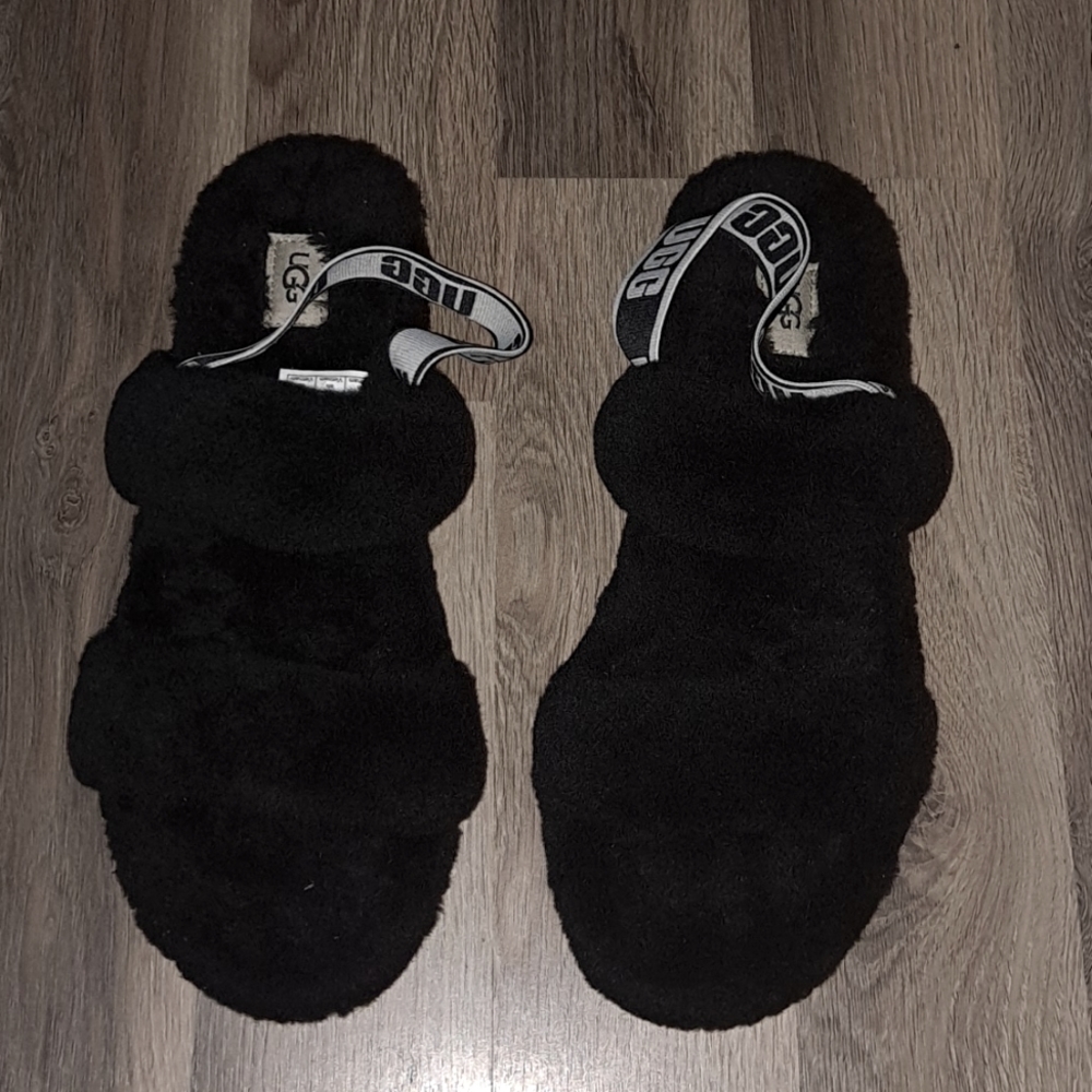 Size 11 UGG Sandals